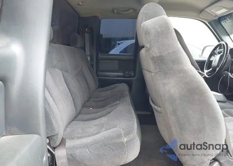 2000 Chevrolet Silverado 1500 Ls из США, поврежденный, VIN 2GCEK19T7Y1100258